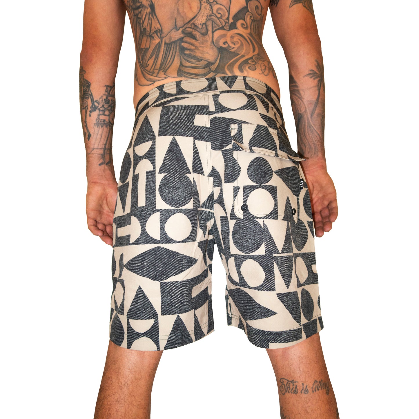 PIXEL BOARDSHORT