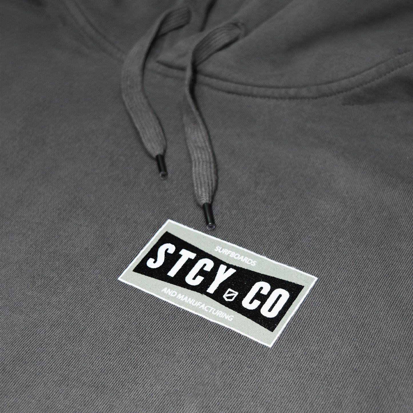 BLACK TIE HOOD / ASPHALT