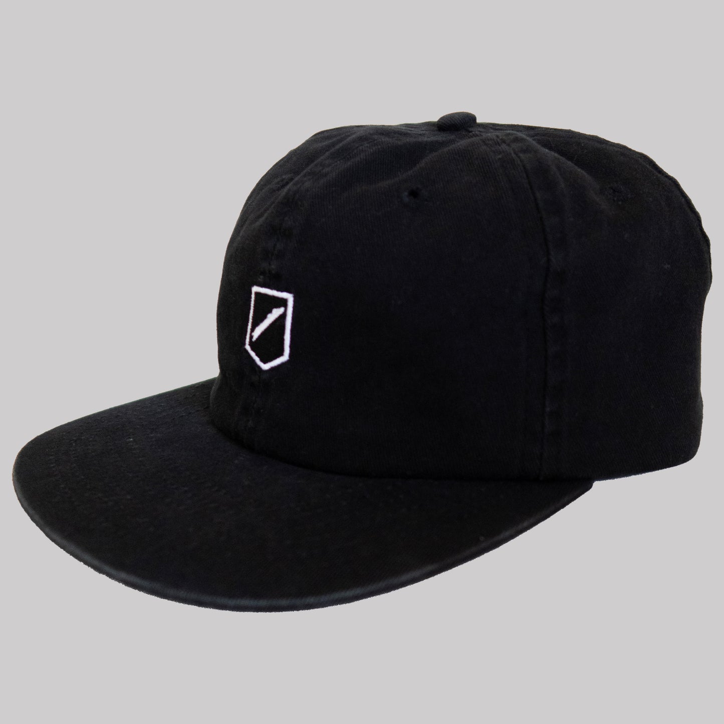CREST SNAPBACK / BLACK