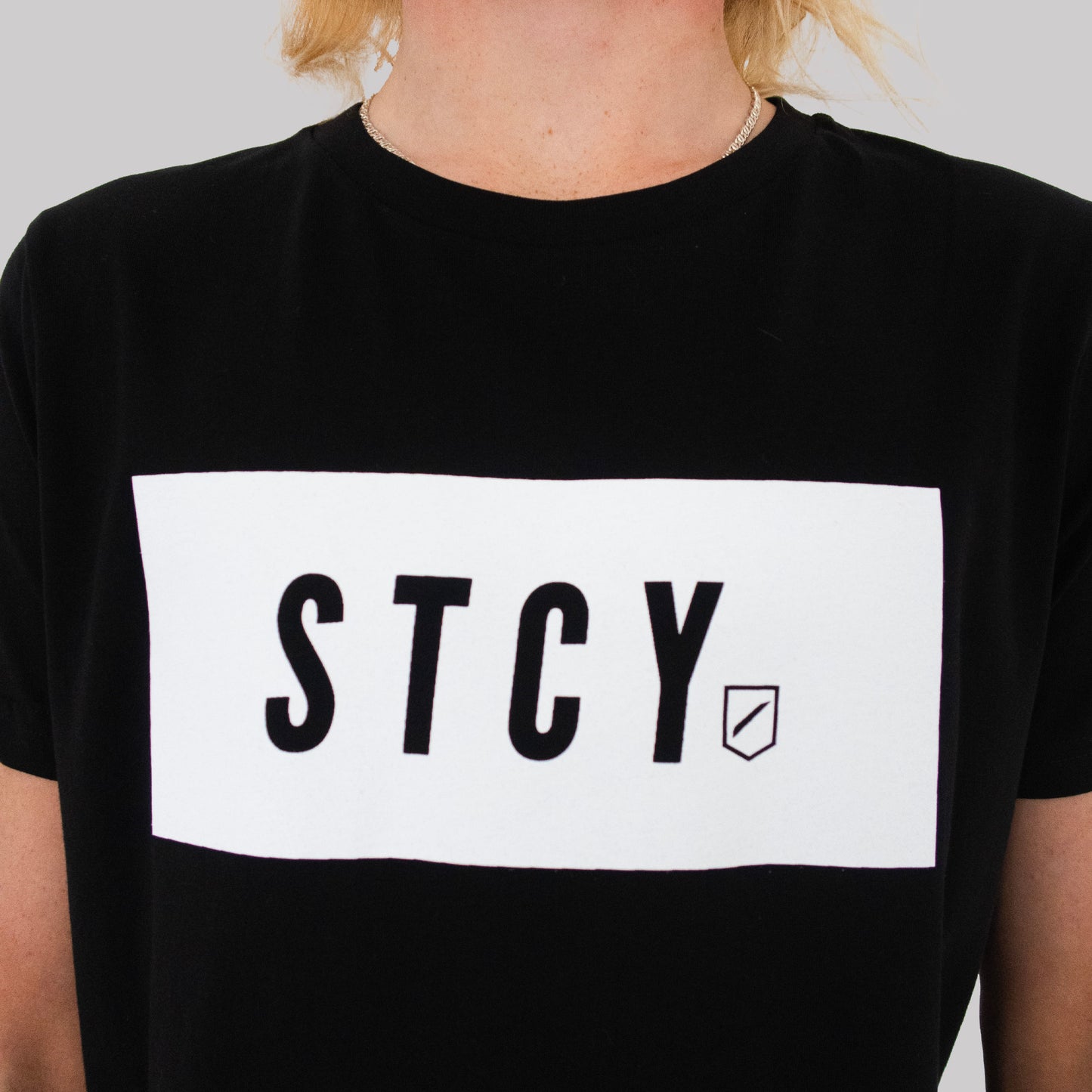 BLOCK TEE / BLACK