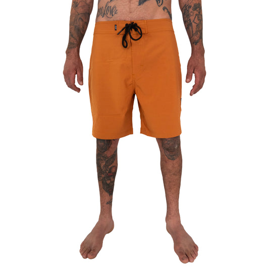 FOUNDATION BOARDSHORT / ADOBE