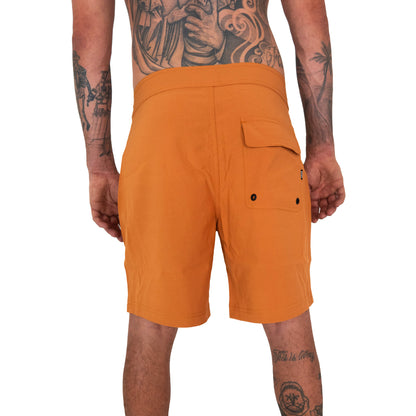 FOUNDATION BOARDSHORT / ADOBE