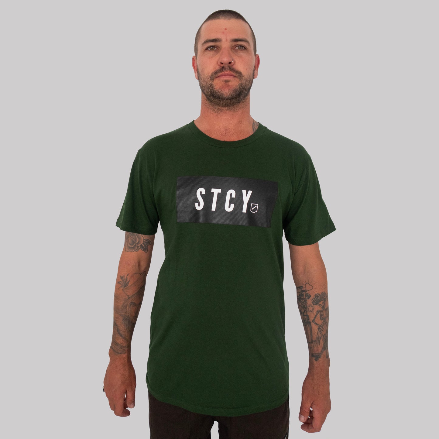 BLOCK TEE - FOREST GREEN