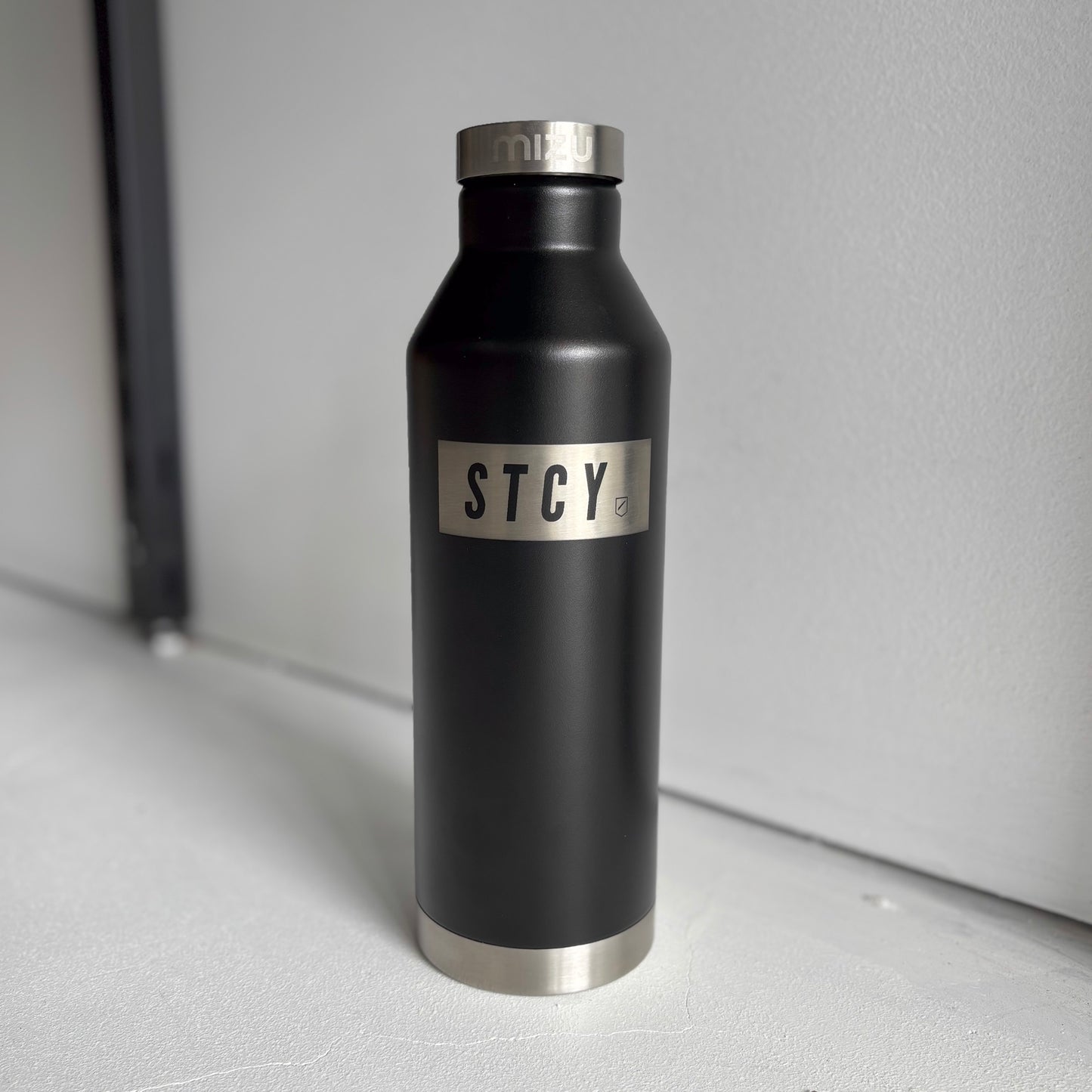 MIZU / STCY BLOCK V8 WATER BOTTLE