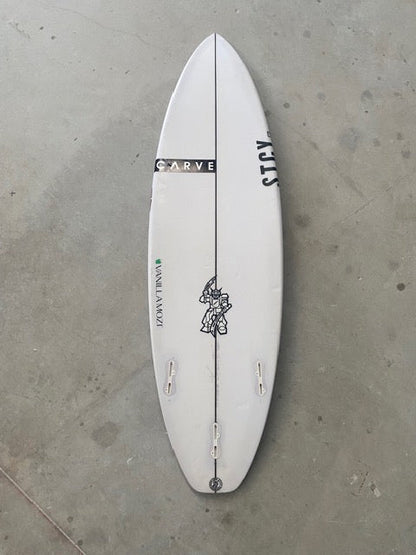 LONE WOLF 5'6 X 17 7/8 X 2 1/4- 23.5L - FCS II